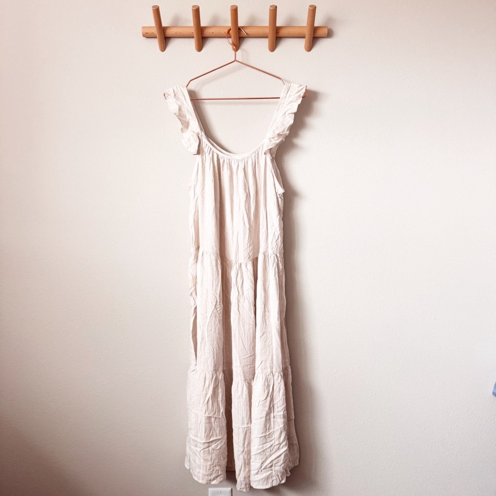 EcoThreads Tiered Beige and White Dress